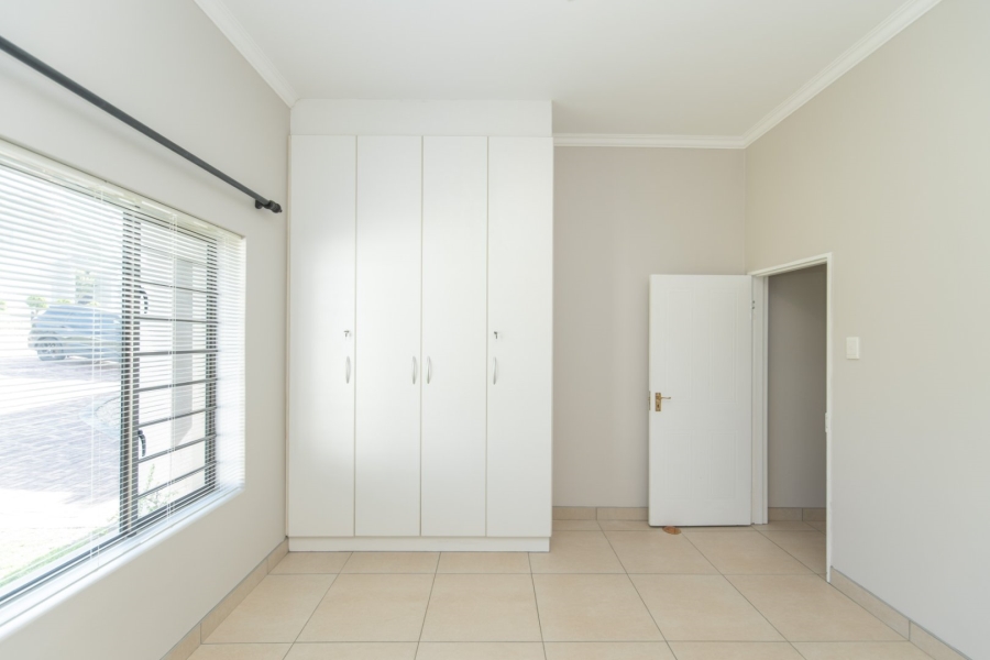To Let 3 Bedroom Property for Rent in Lovemore Heights Estate Eastern Cape